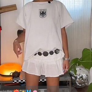 Unbranded Women's White and Cream Skirt